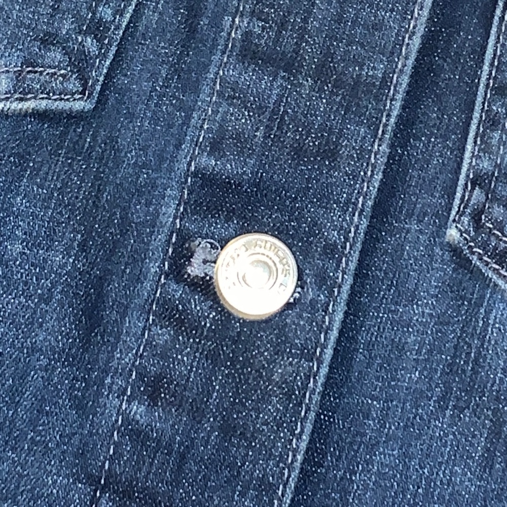 Signature Embroidered Chico's Navy Blue Denim Button Up Stretch Jacket - Picture 2 of 16